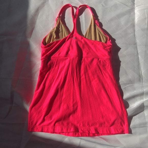 Lululemon Pure Balance Size 8 tank top - Picture 5 of 6